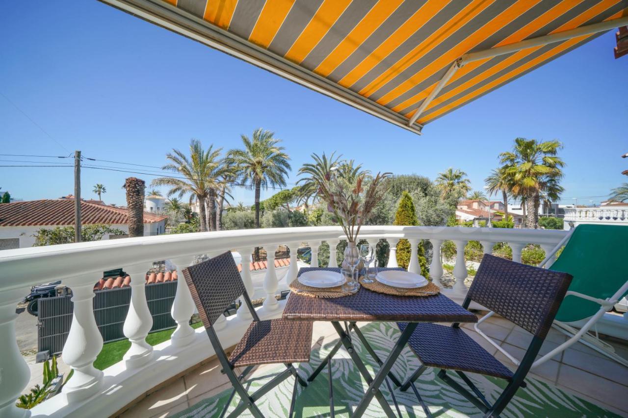 Villa Et Studio Avec Piscine - Wehostyou Ampuriabrava Exterior foto
